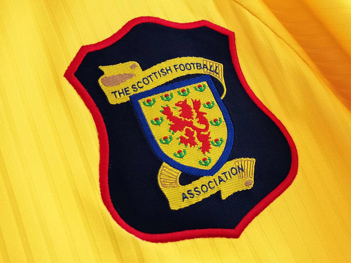 Escocia 1996/98 Umbro — Amarilla SFA | Era Euro 96 & Francia 98