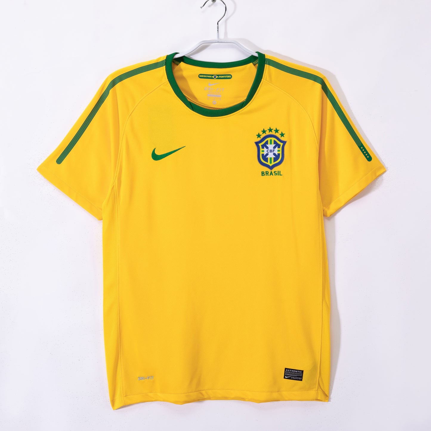 Camiseta Brasil Nike Local 2010/11 – Amarilla/Verde (Dri-FIT)