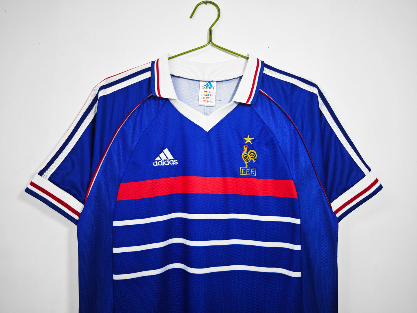 Camiseta Francia adidas Azul (FFF) — Retro 2002–04 | Era Zidane, Manga con 3 franjas