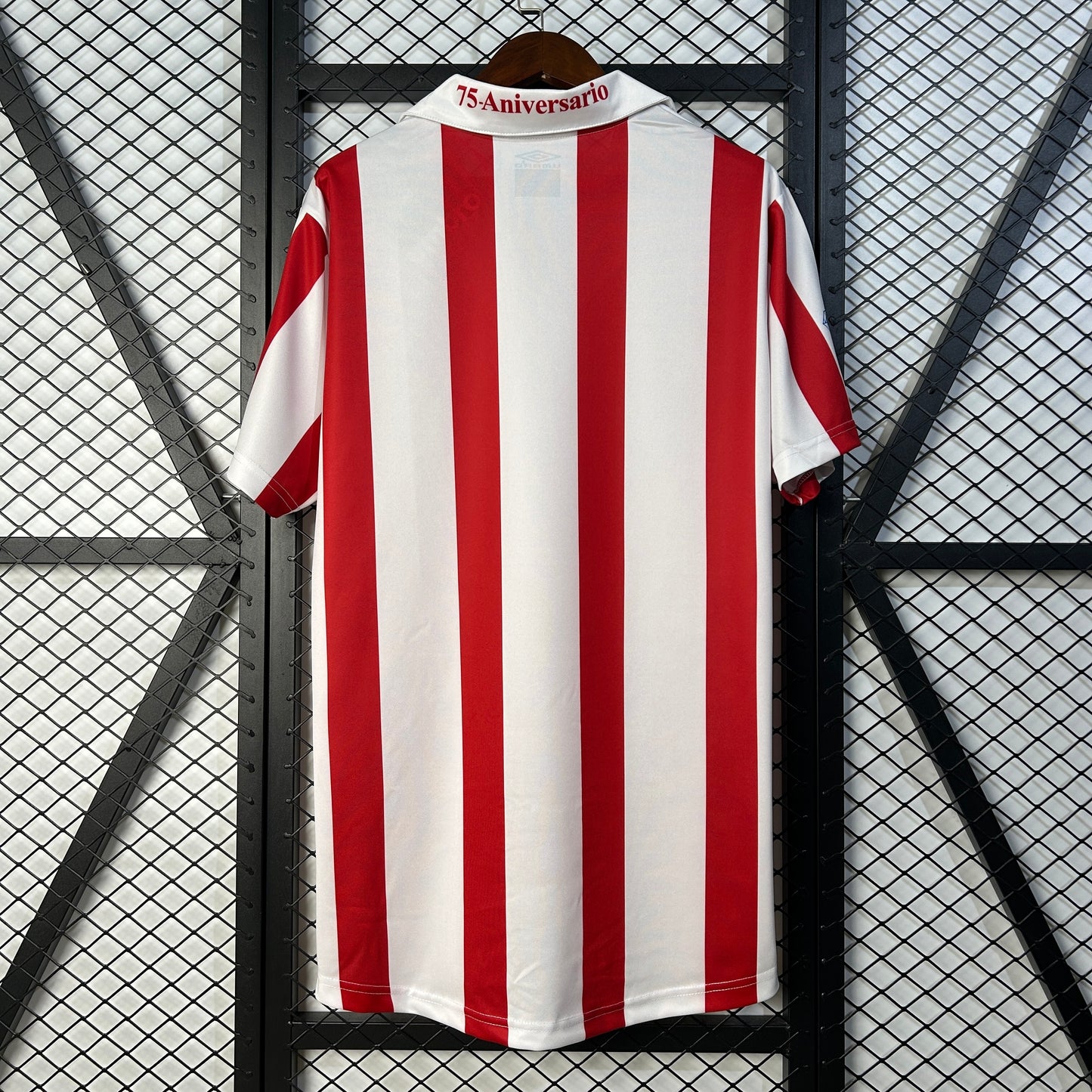 Granada CF Retro Home Umbro – Rayas rojas/blancas con cordones