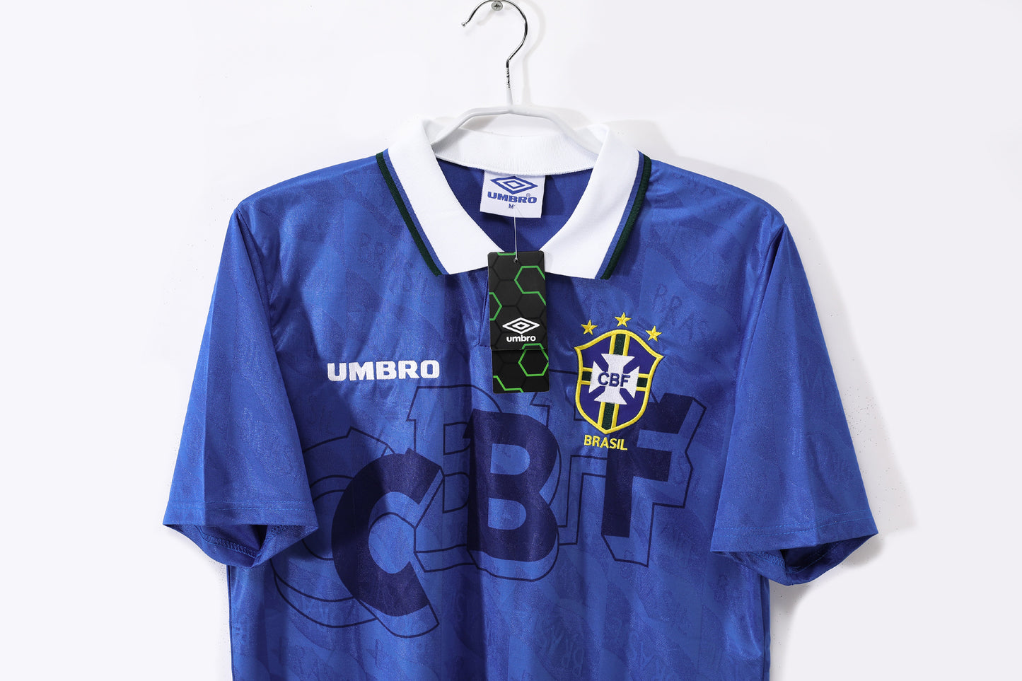 Camiseta Brasil Umbro Visitante 1995–1996 – Azul con cuello polo (4 estrellas)