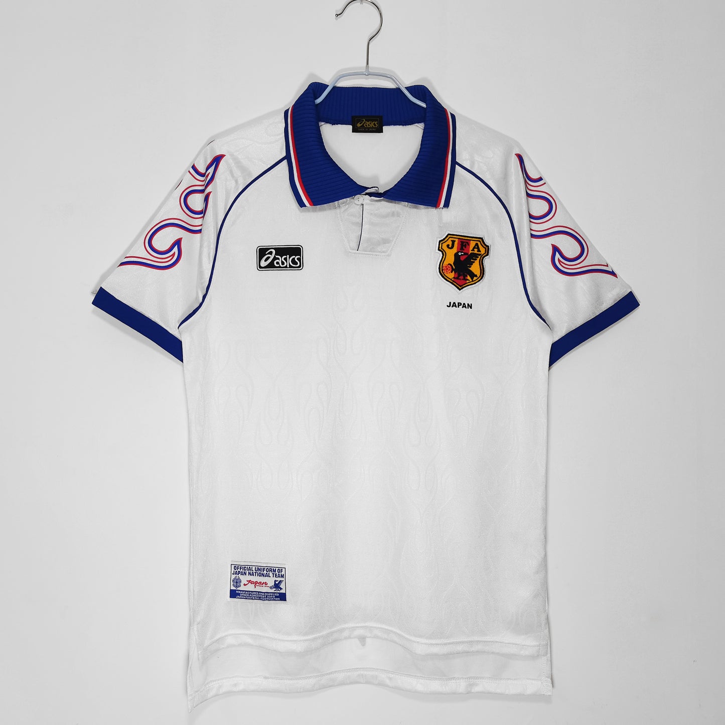 Japón 1997/98 Away Asics — “Flames” Blanca | Francia 98, debut mundialista