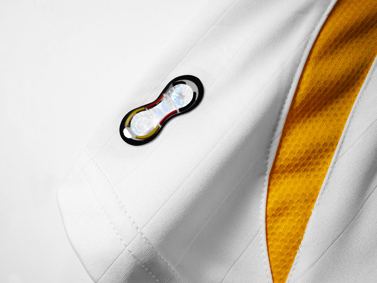 Camiseta Alemania adidas Local 2006/07 (Mundial 2006) – Blanca con detalles negro/rojo/amarillo – Climacool