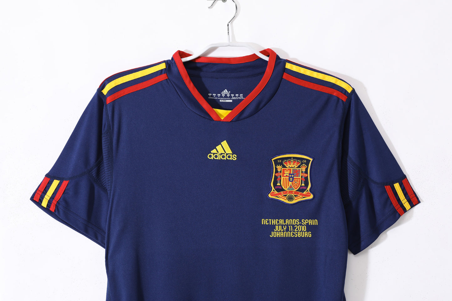 Camiseta España adidas Visitante 2010 – Final del Mundial (Johannesburgo) – Azul marino (Climacool)