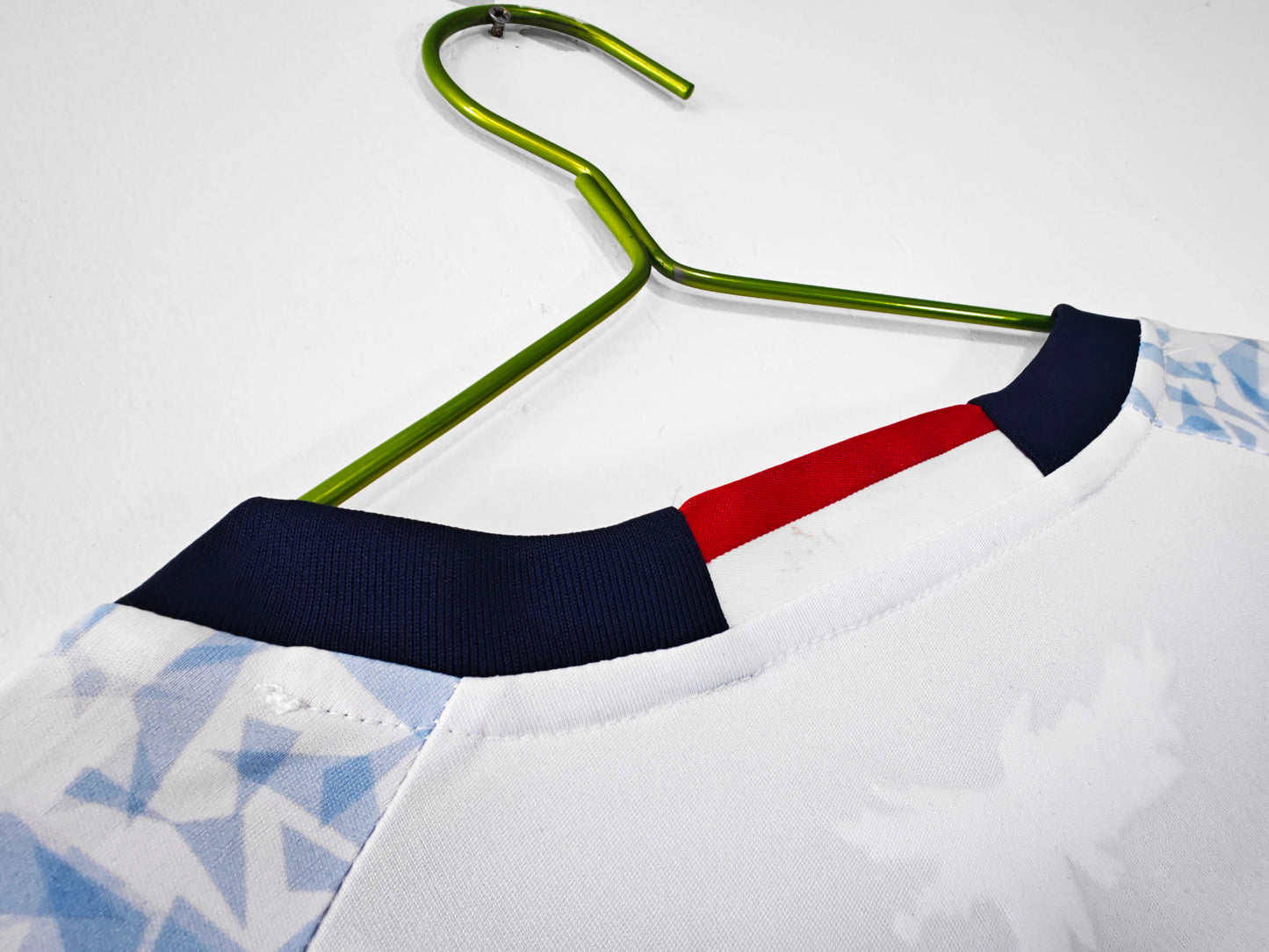 Camiseta Japón adidas Visitante 2011/12 – Blanca con patrón “origami” (Climacool)
