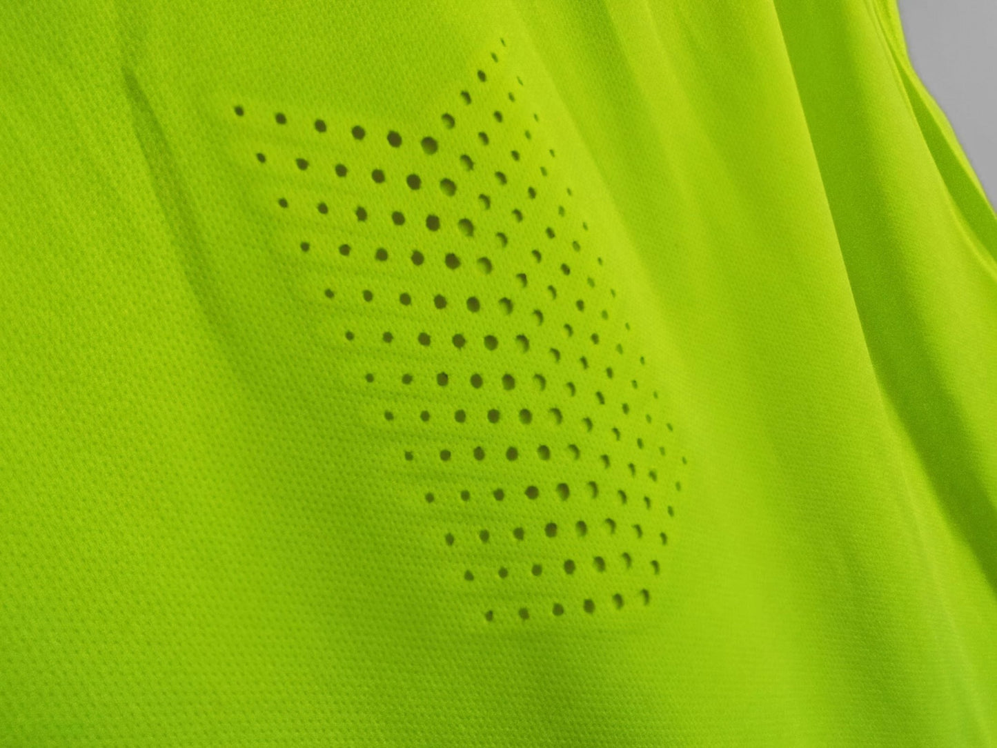 Brasil Nike — Training 2014-15 Amarillo Volt | Guaraná Antarctica, Itaú & Vivo