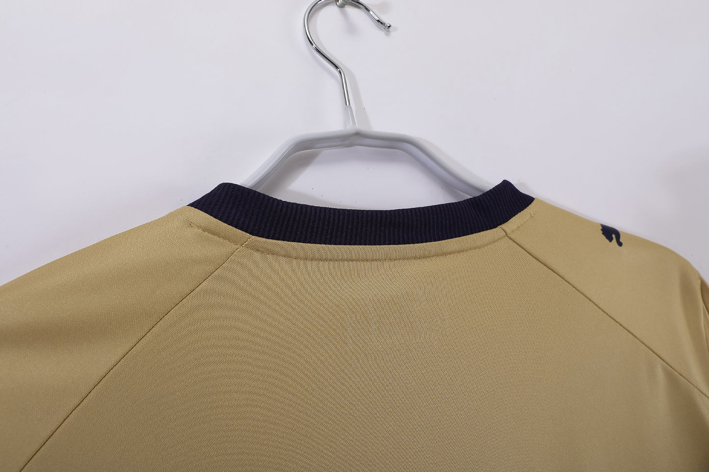 Camiseta Italia Puma Tercera Oro 2006–2007 – Cuello en V – Original
