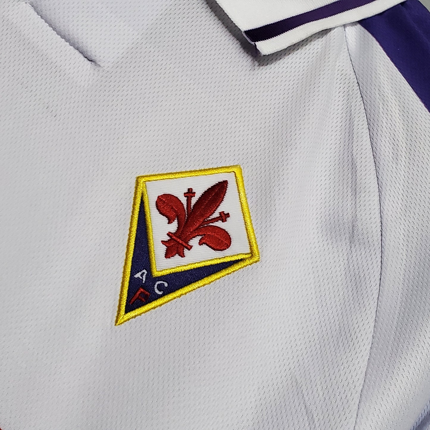 ACF Fiorentina “Nintendo” 1998–99 — Camiseta away retro Fila blanca