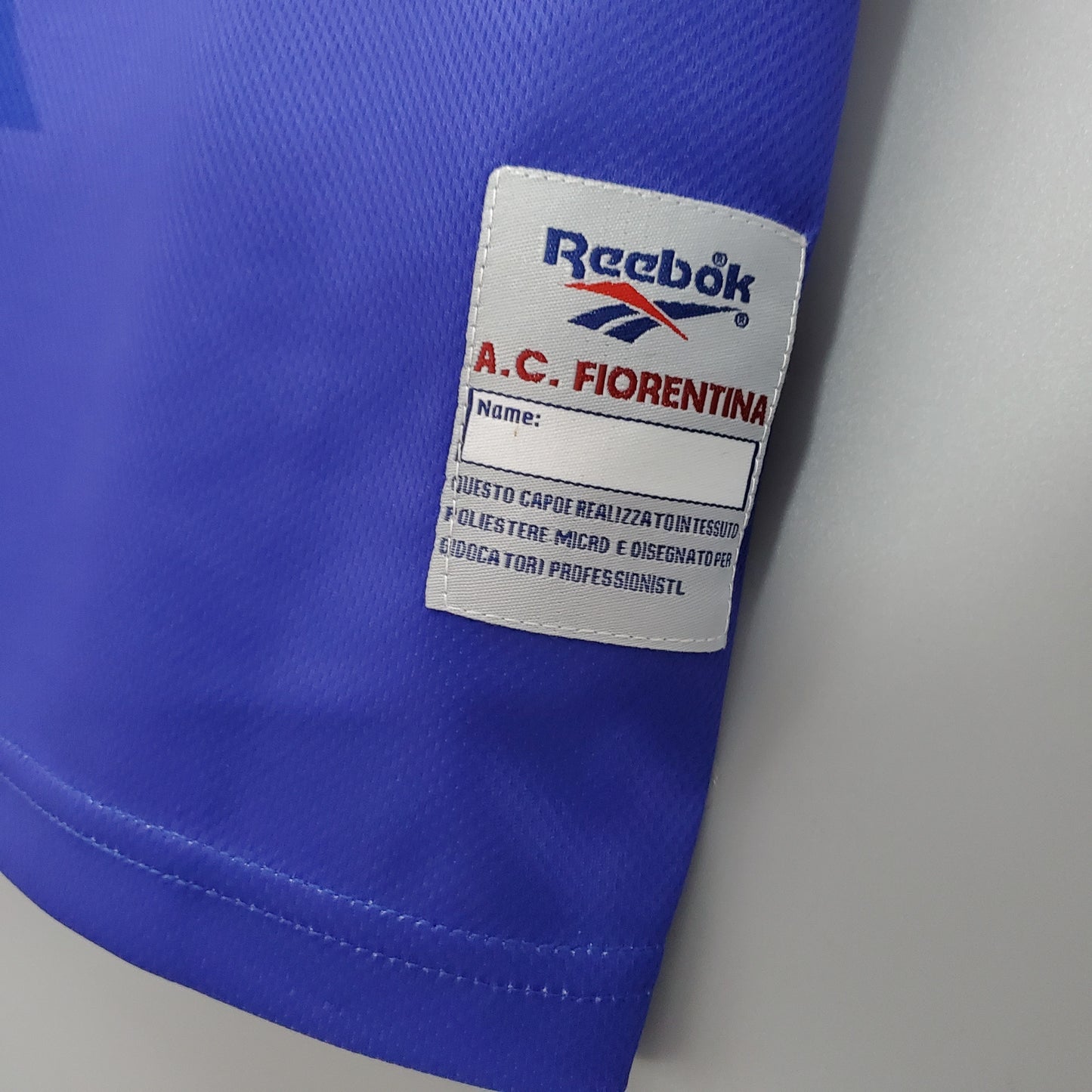 ACF Fiorentina “Sammontana” 1995–96 — Camiseta home Reebok violeta (giglio watermark)