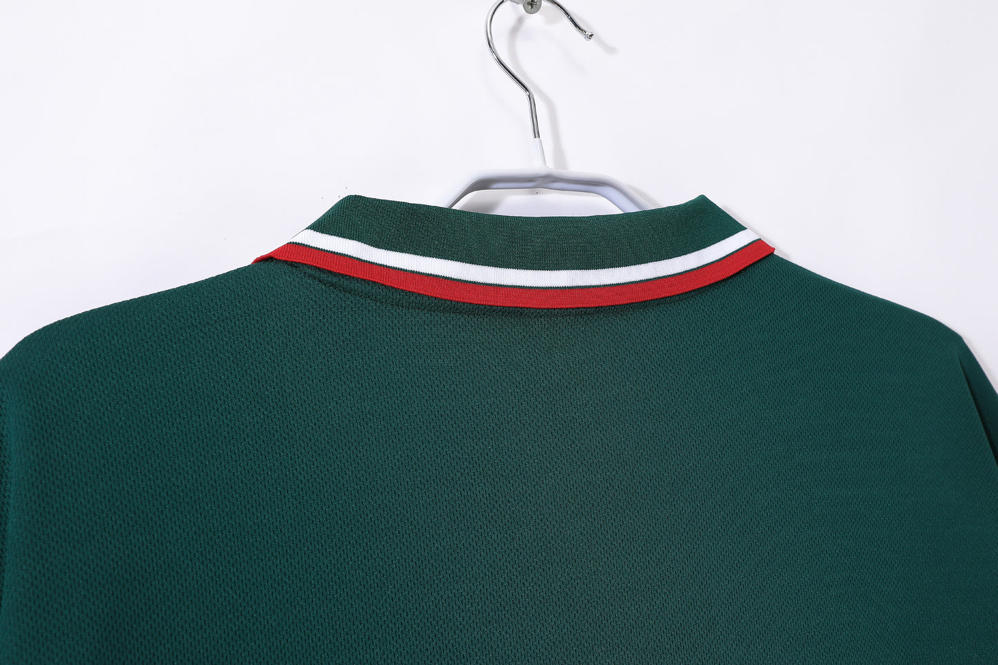 Camiseta Marruecos Puma Visitante 2004–2006 – Verde con banda roja (Leones del Atlas)