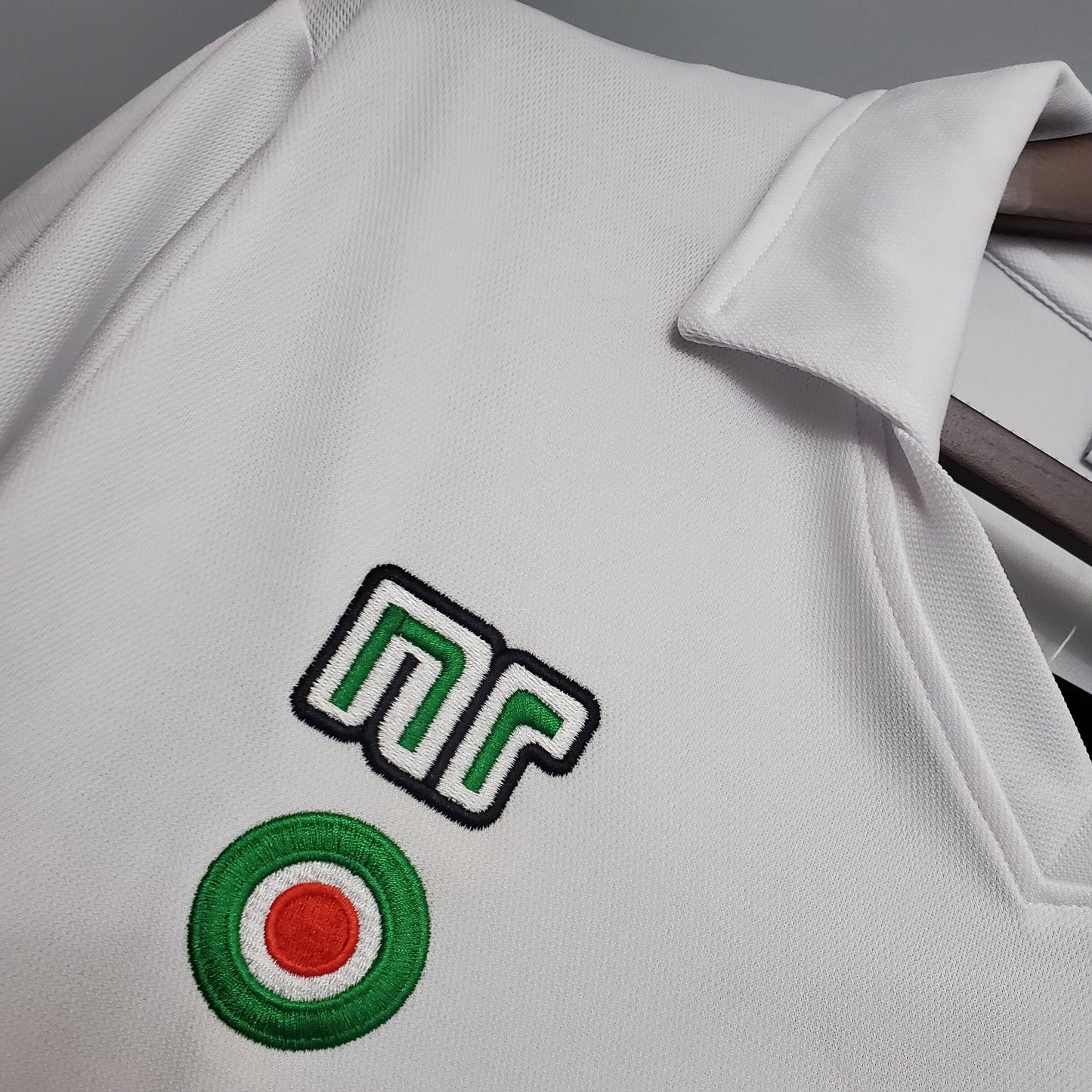 SSC Napoli “Buitoni” Scudetto 1987–88 — Camiseta away NR blanca (cuello polo)