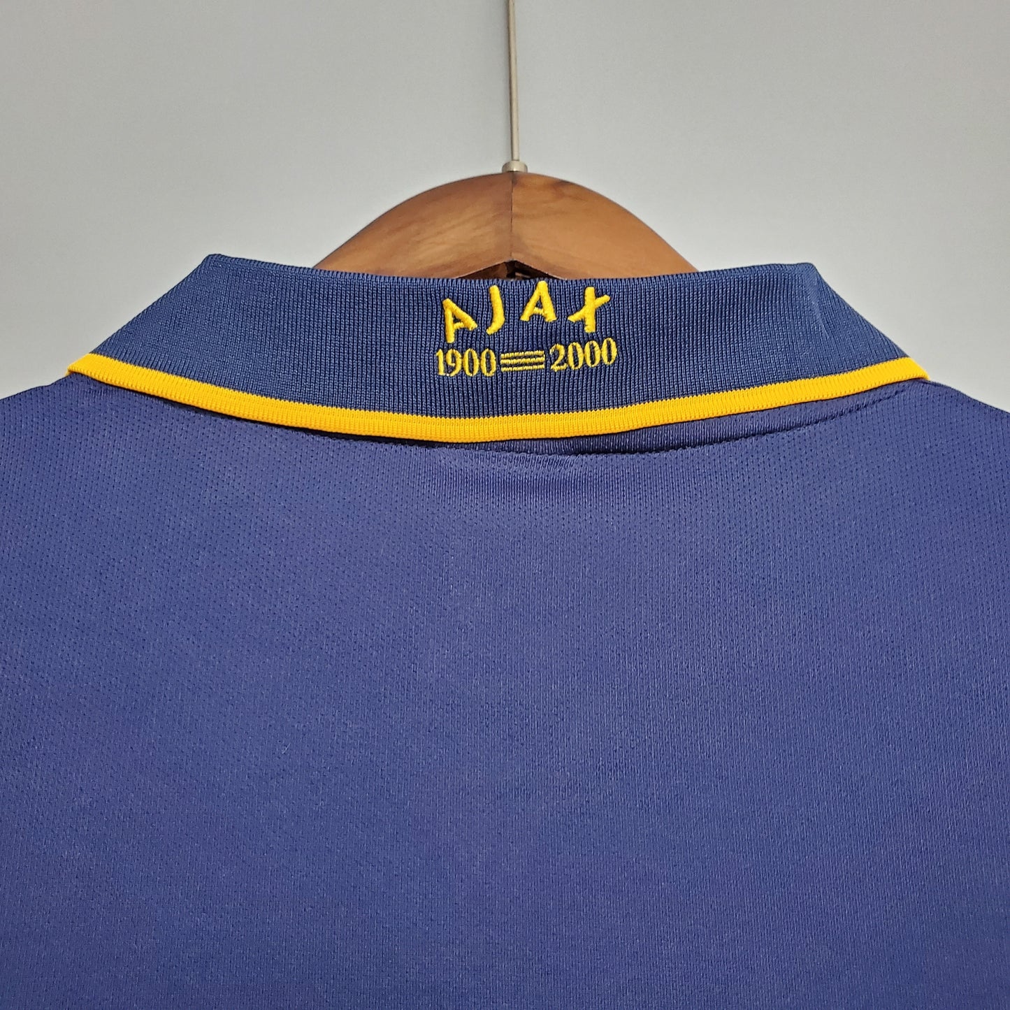Ajax “ABN-AMRO” 2000–01 — Camiseta away Adidas amarilla/azul (cuello polo)