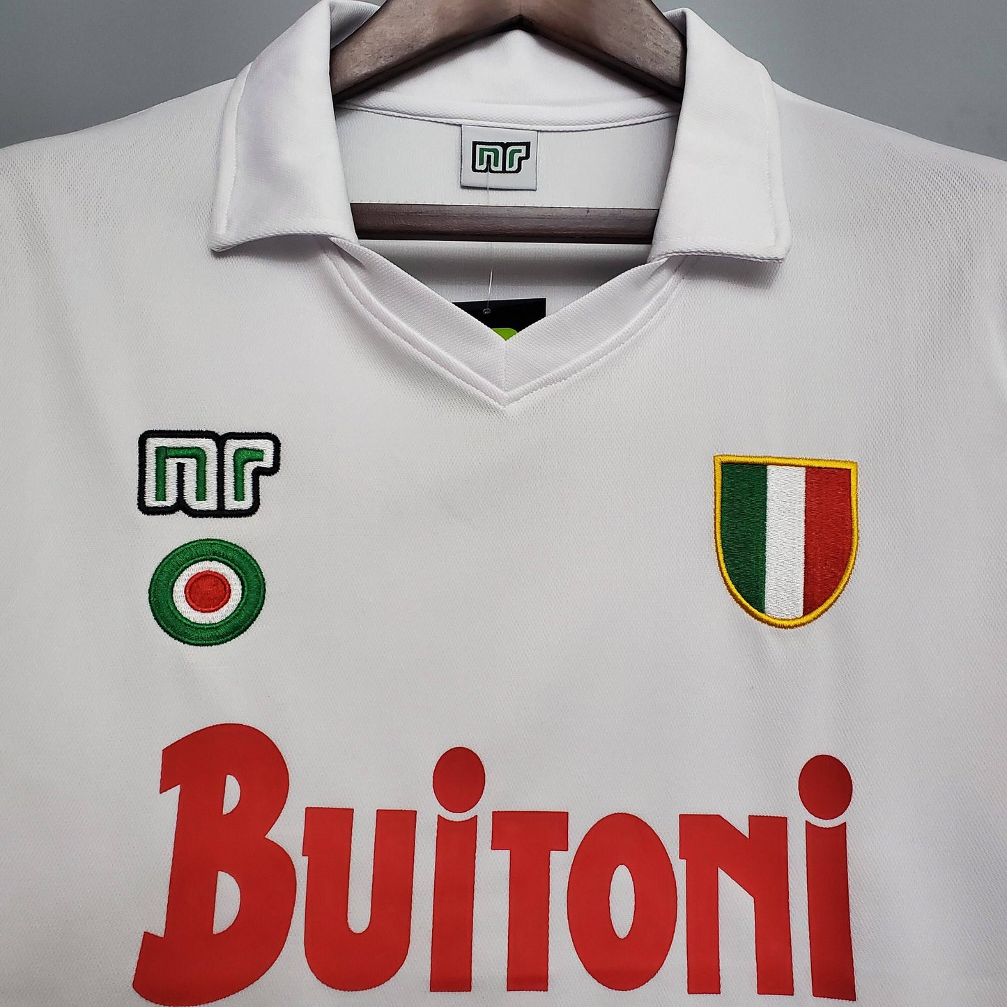 SSC Napoli “Buitoni” Scudetto 1987–88 — Camiseta away NR blanca (cuello polo)