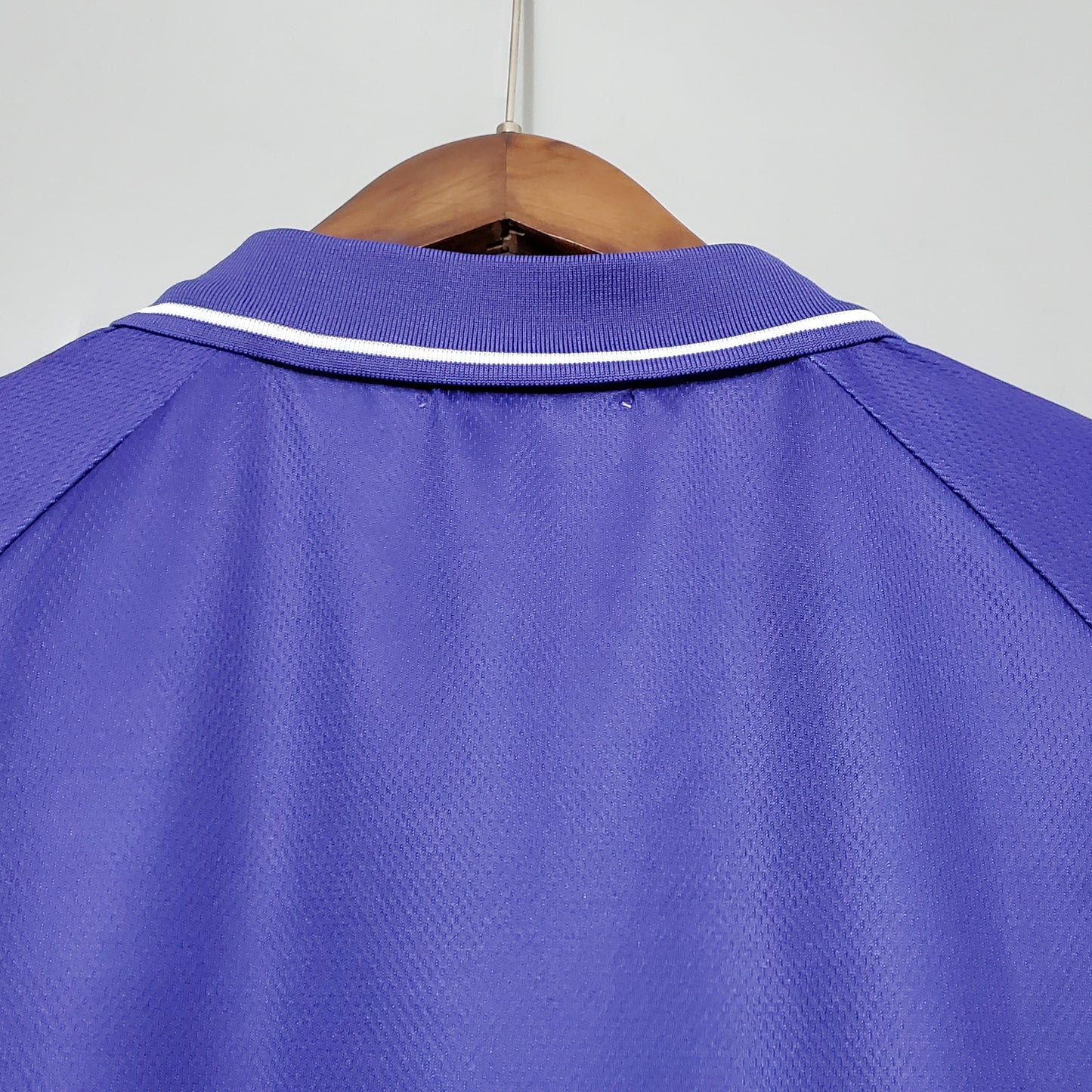 ACF Fiorentina “TOYOTA” 2000–02 — Camiseta home Fila violeta (mangas blancas)