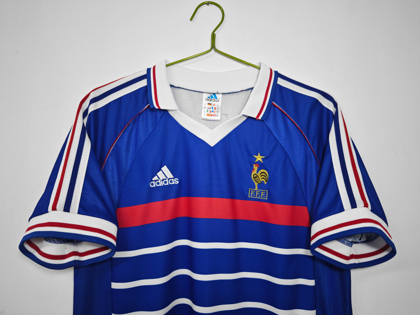 Camiseta Francia adidas Azul (FFF) — Retro 2002–04 | Era Zidane, Manga con 3 franjas