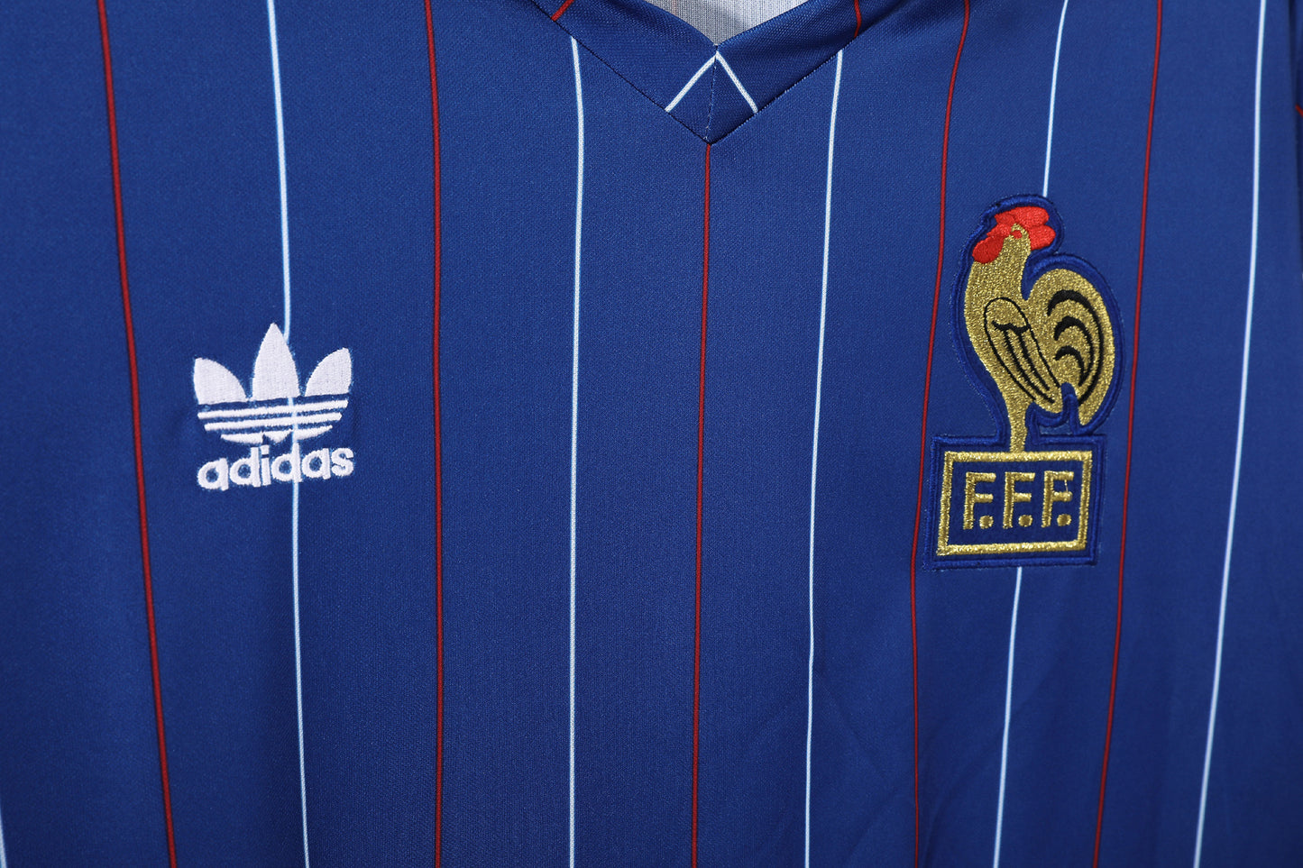 Camiseta Francia adidas Local 1984–1986 (Euro ’84/86) – Azul con pinstripes (Trefoil)