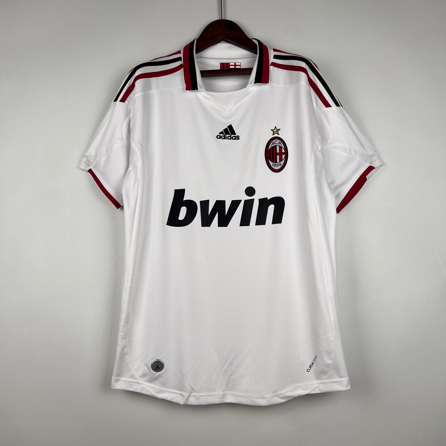 AC Milan Away 2007–2009 “bwin” – adidas (Retro)