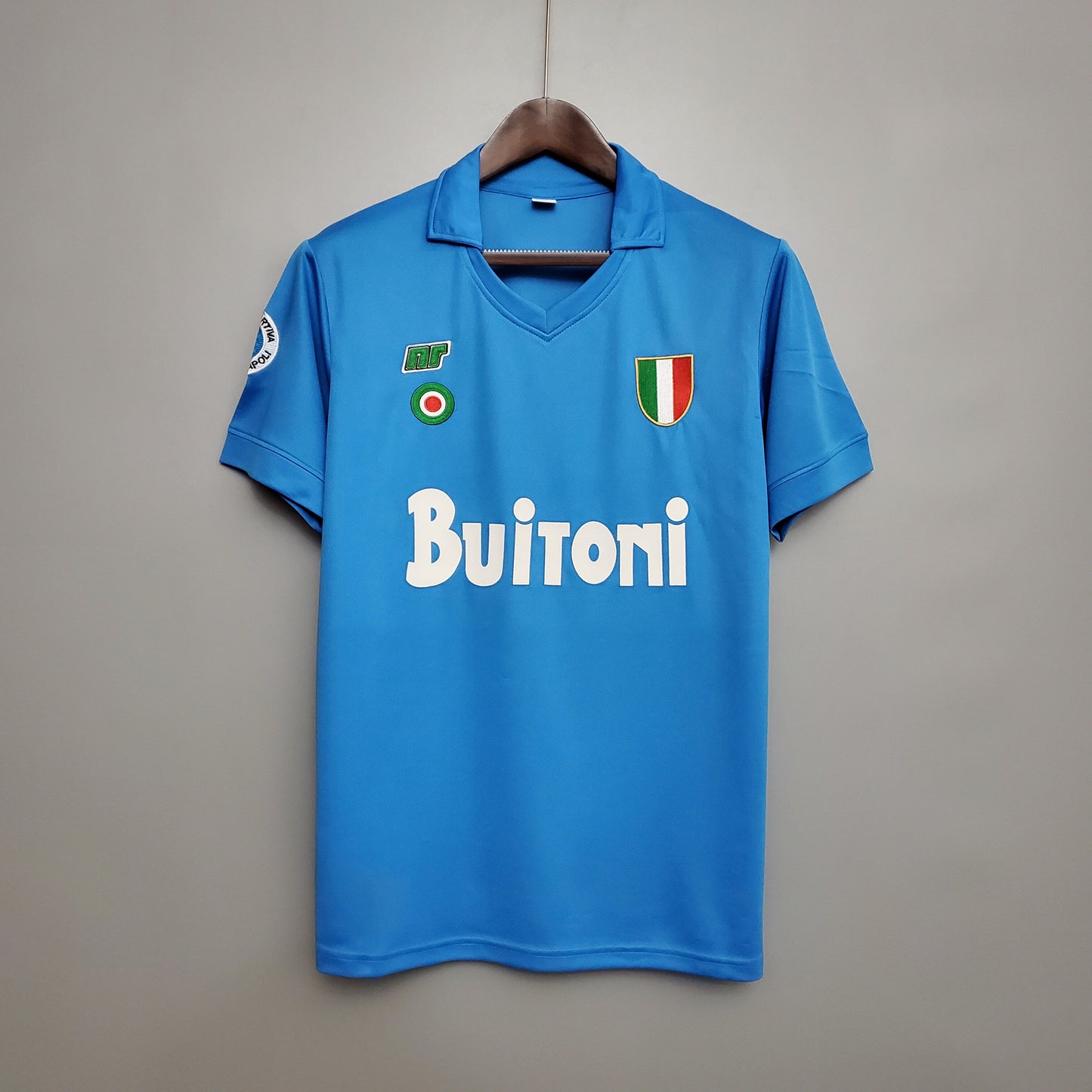 SSC Napoli “Buitoni” Scudetto 1987–88 — Camiseta home NR celeste (cuello en V)