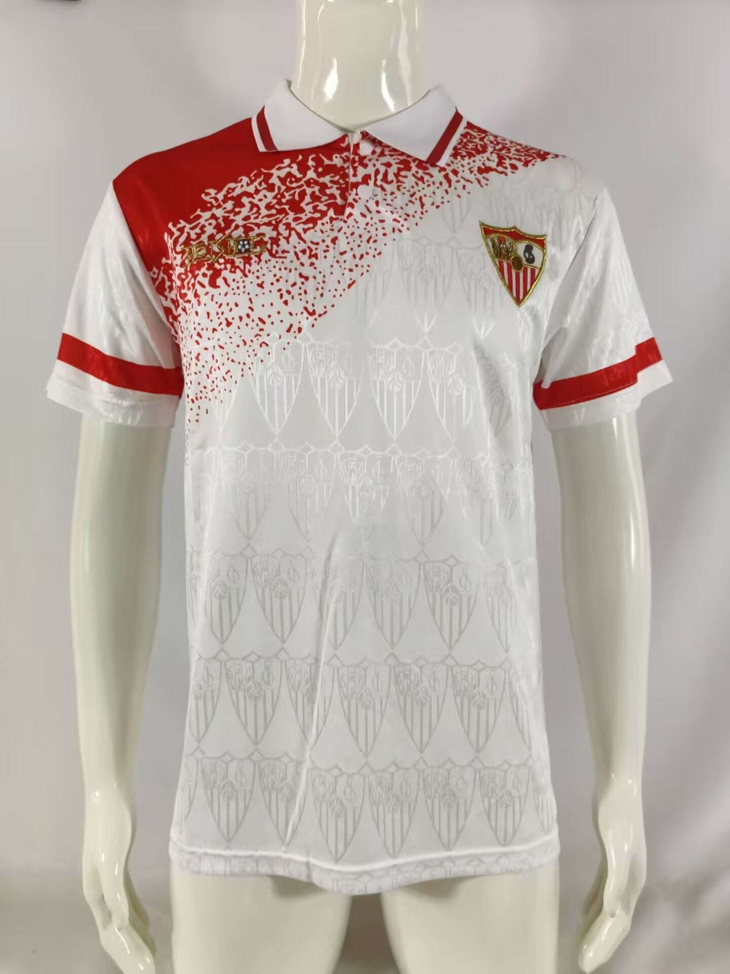 Sevilla FC 1992–93 — Camiseta home Sport R blanca (gráfico rojo “salpicado”)