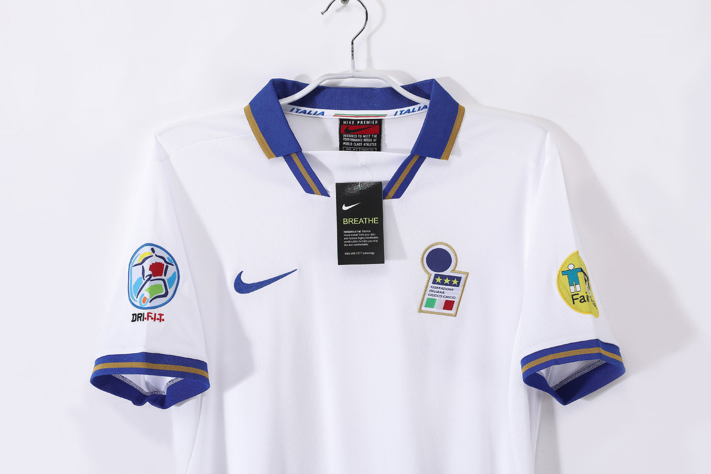 Camiseta Italia Nike Away 1998 – Centenario FIGC (Francia ’98) con parches