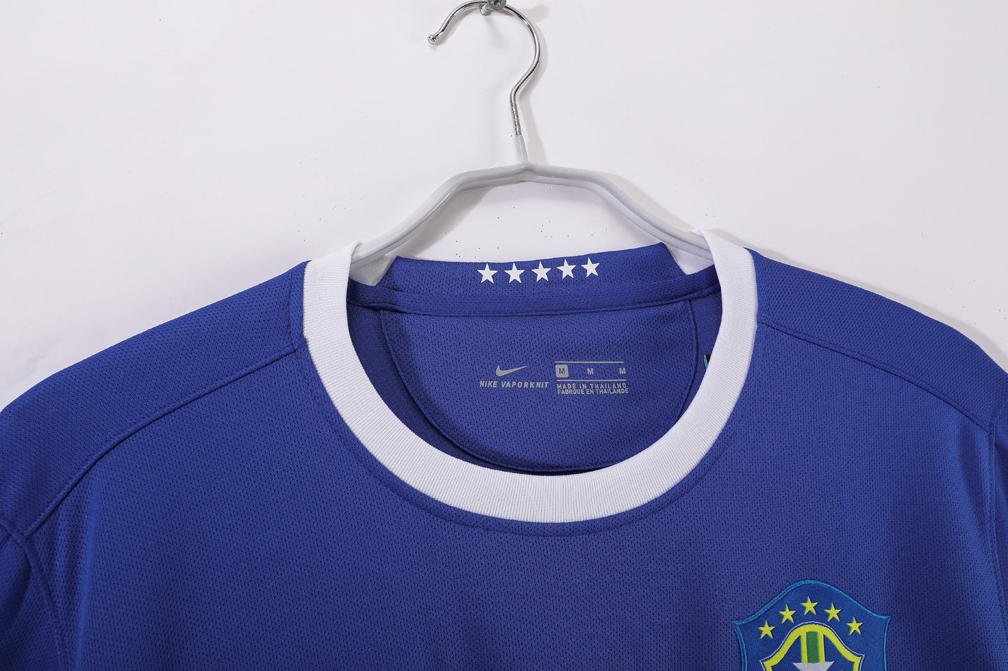 Camiseta Brasil Nike Visitante 2006–2007 – Azul con vivos blancos (Dri-FIT)