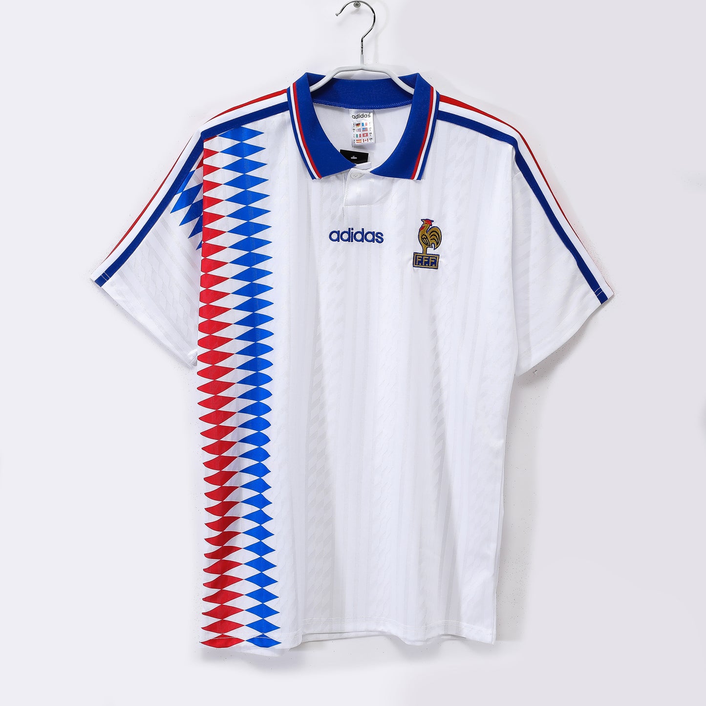 Camiseta Francia adidas Visitante 1992–1993 – Blanca con franja de triángulos tricolor