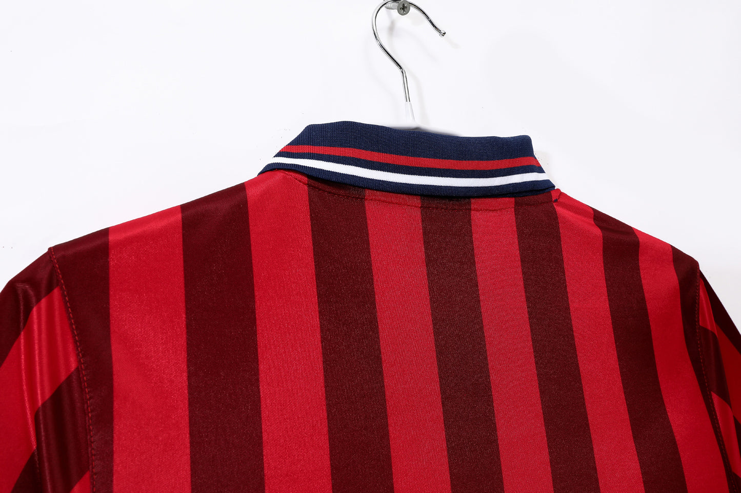 Camiseta Inglaterra Umbro Tercera 1995–1996 – Roja con Cruz de San Jorge