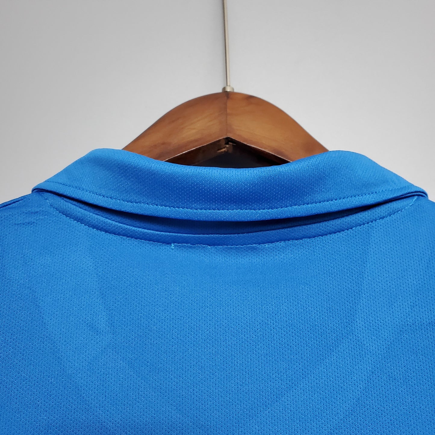 SSC Napoli “Mars” 1988–89 — Camiseta home NR celeste (cuello en V)