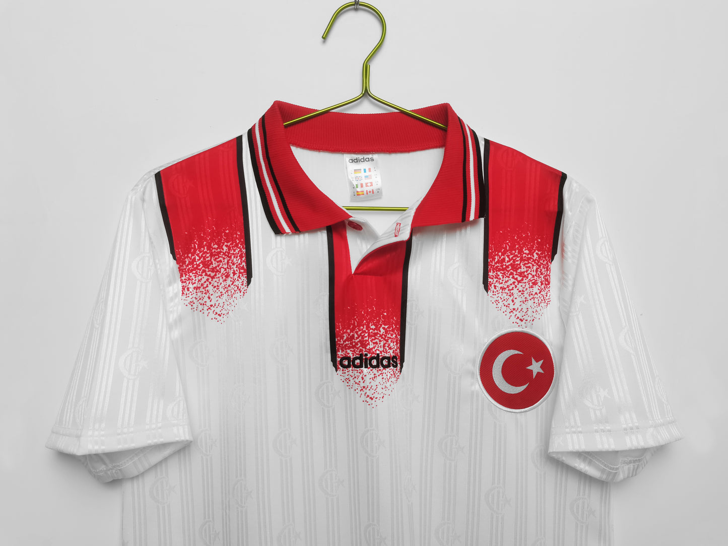 Turquía TFF adidas — Away blanco | Estilo mediados 90s, era Euro ’96 (Hakan Şükür & Tugay)