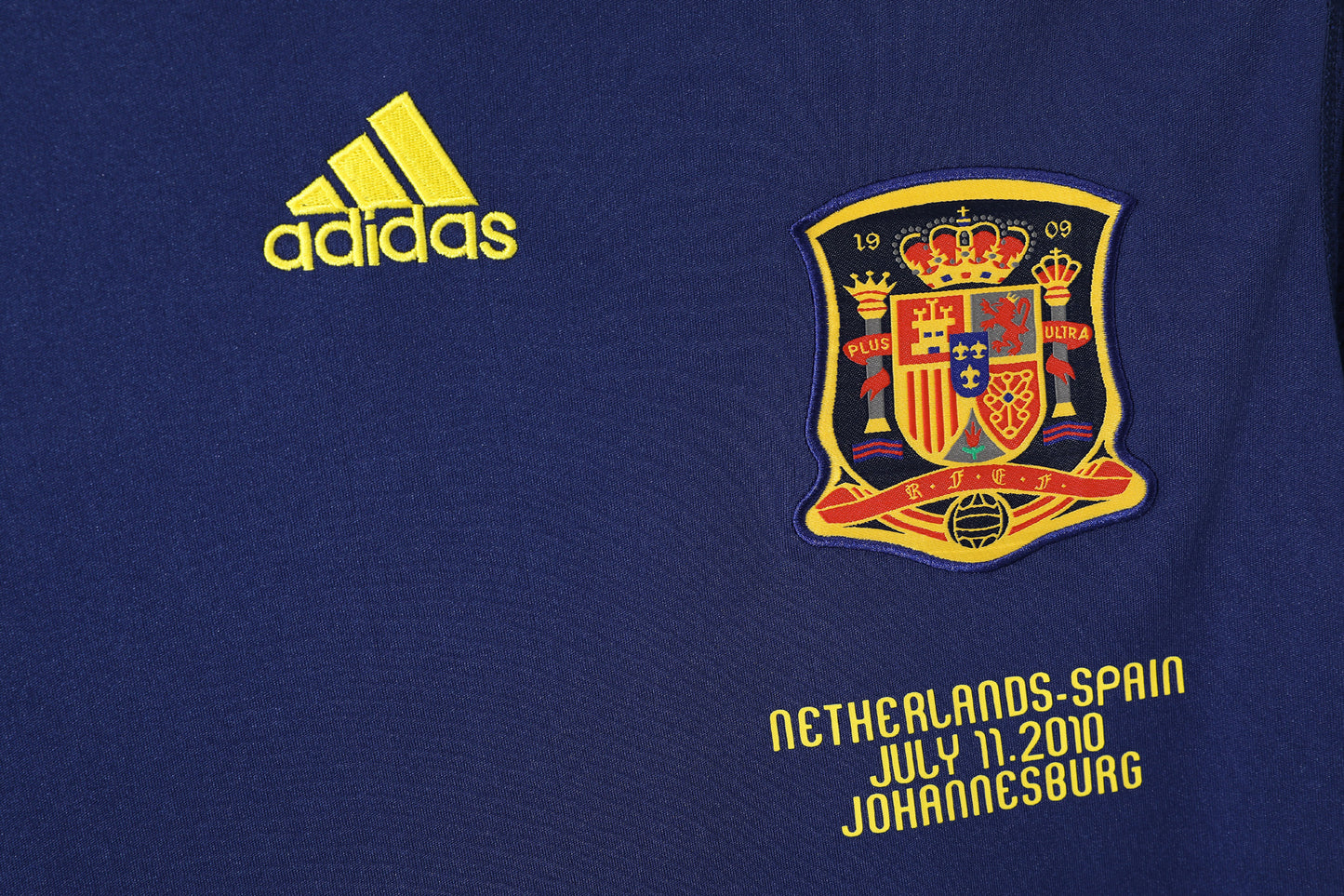 Camiseta España adidas Visitante 2010 – Final del Mundial (Johannesburgo) – Azul marino (Climacool)