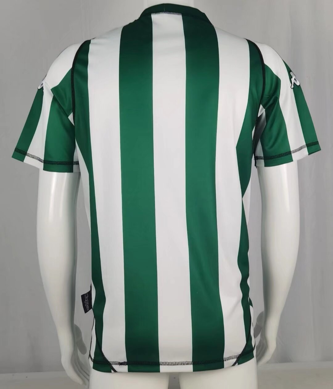 Real Betis 1998–00 — Camiseta home Kappa verde/blanca (cuello redondo)