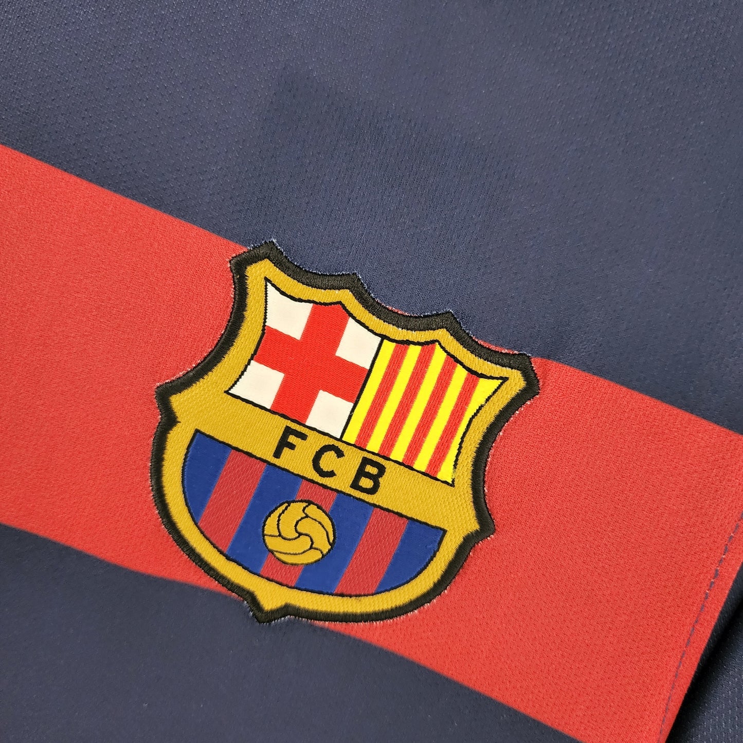 FC Barcelona Home 2015/16 – Nike “Qatar Airways” (hoops)