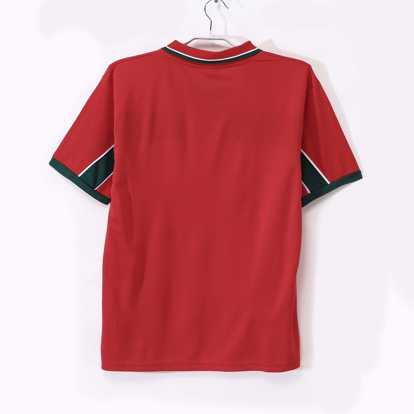 Camiseta Marruecos Puma Local 2004–2006 – Roja con banda verde (Leones del Atlas)