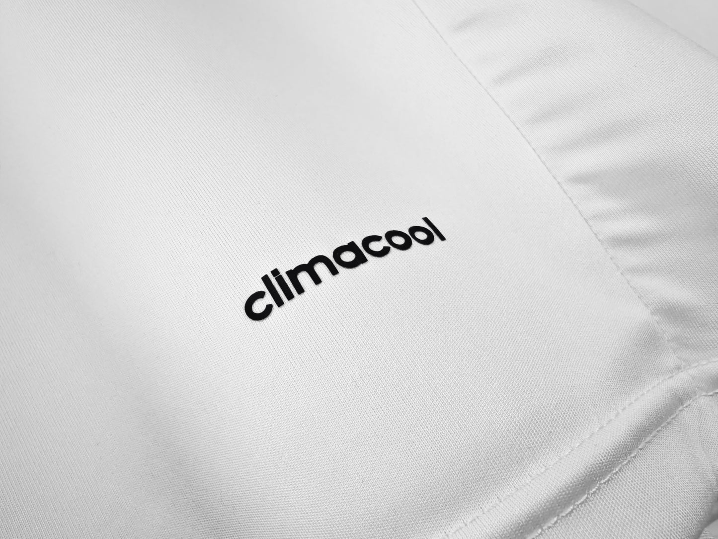 Camiseta Japón adidas Visitante 2011/12 – Blanca con patrón “origami” (Climacool)