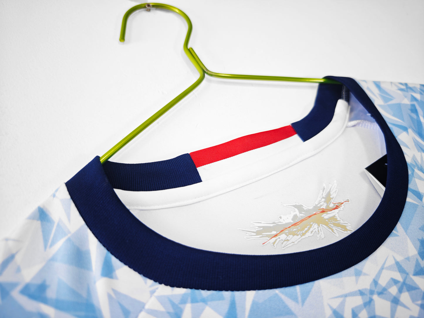 Camiseta Japón adidas Visitante 2011/12 – Blanca con patrón “origami” (Climacool)