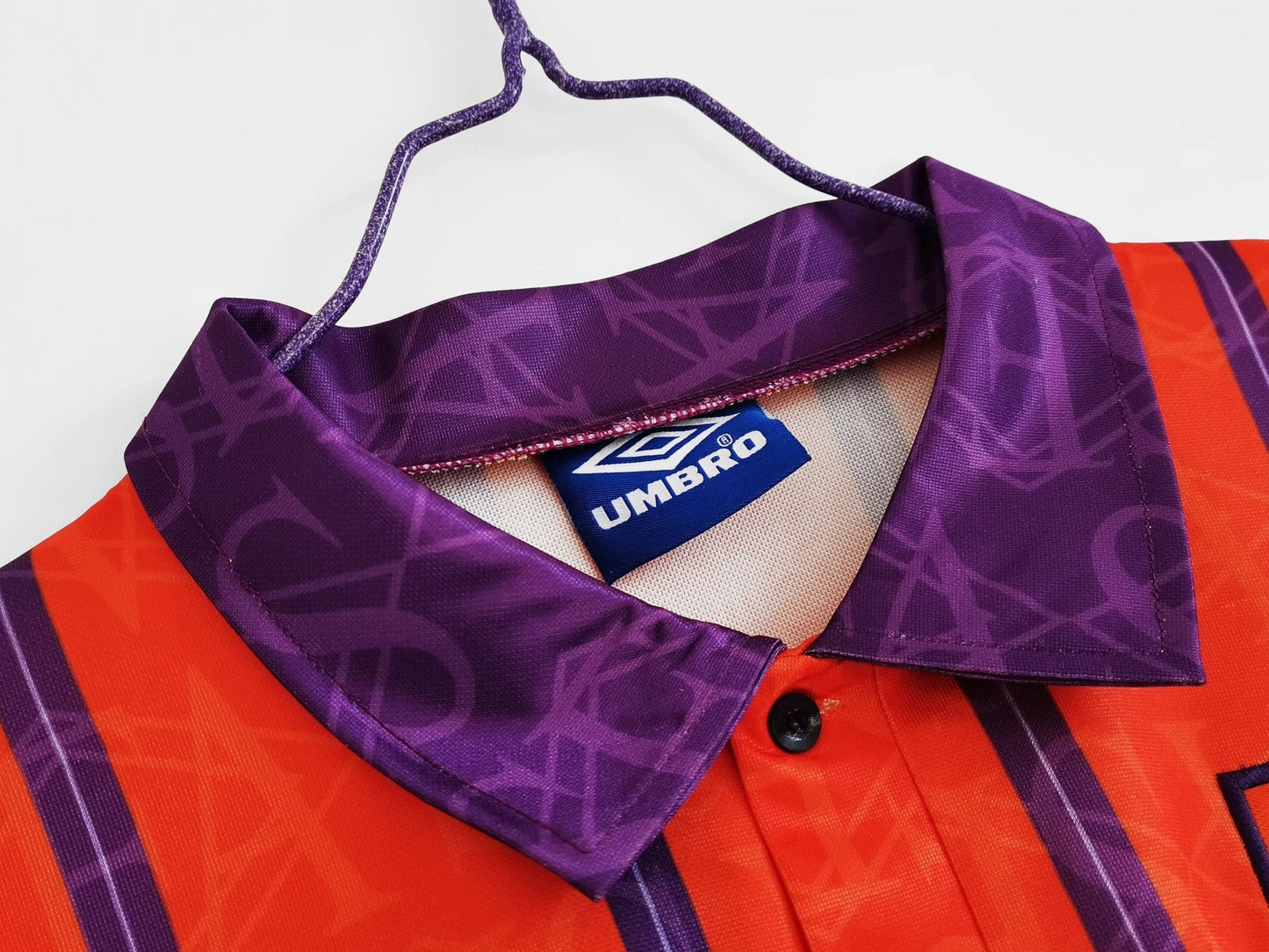 Escocia Umbro — 1994-96 Away Naranja | “Mango” con franjas moradas