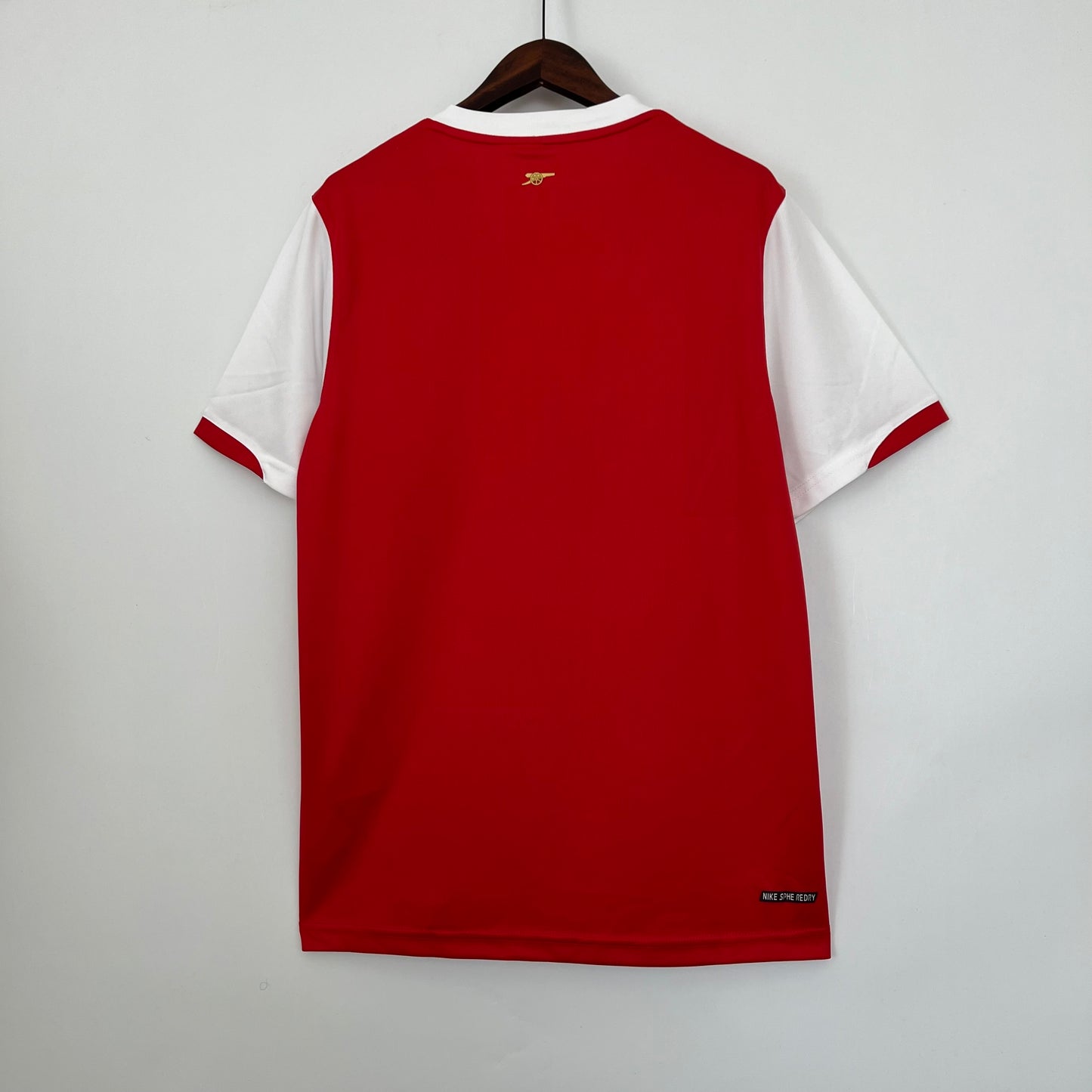 Arsenal “Fly Emirates” 2006–08 — Camiseta home Nike roja (mangas blancas)
