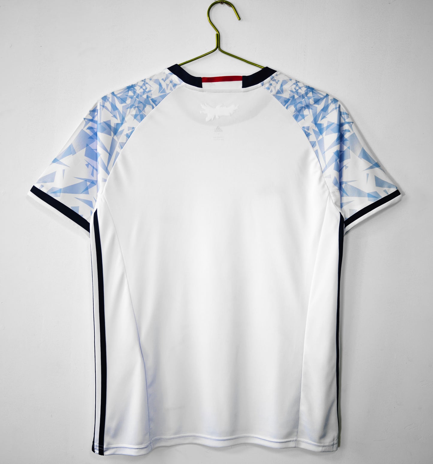Camiseta Japón adidas Visitante 2011/12 – Blanca con patrón “origami” (Climacool)