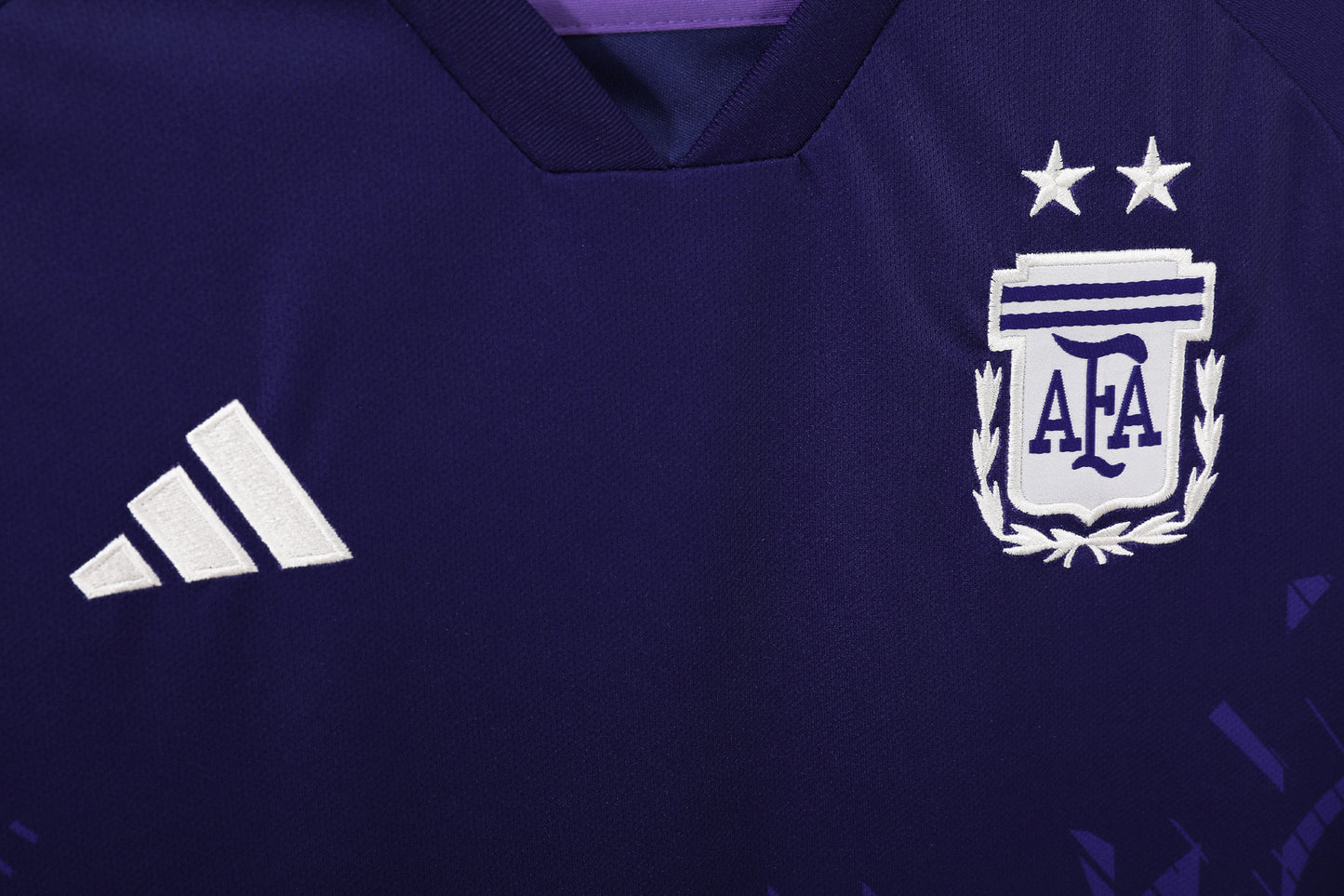 Camiseta Argentina adidas Visitante 2022/23 (Qatar) – Morada/Violeta – AEROREADY – 2 estrellas