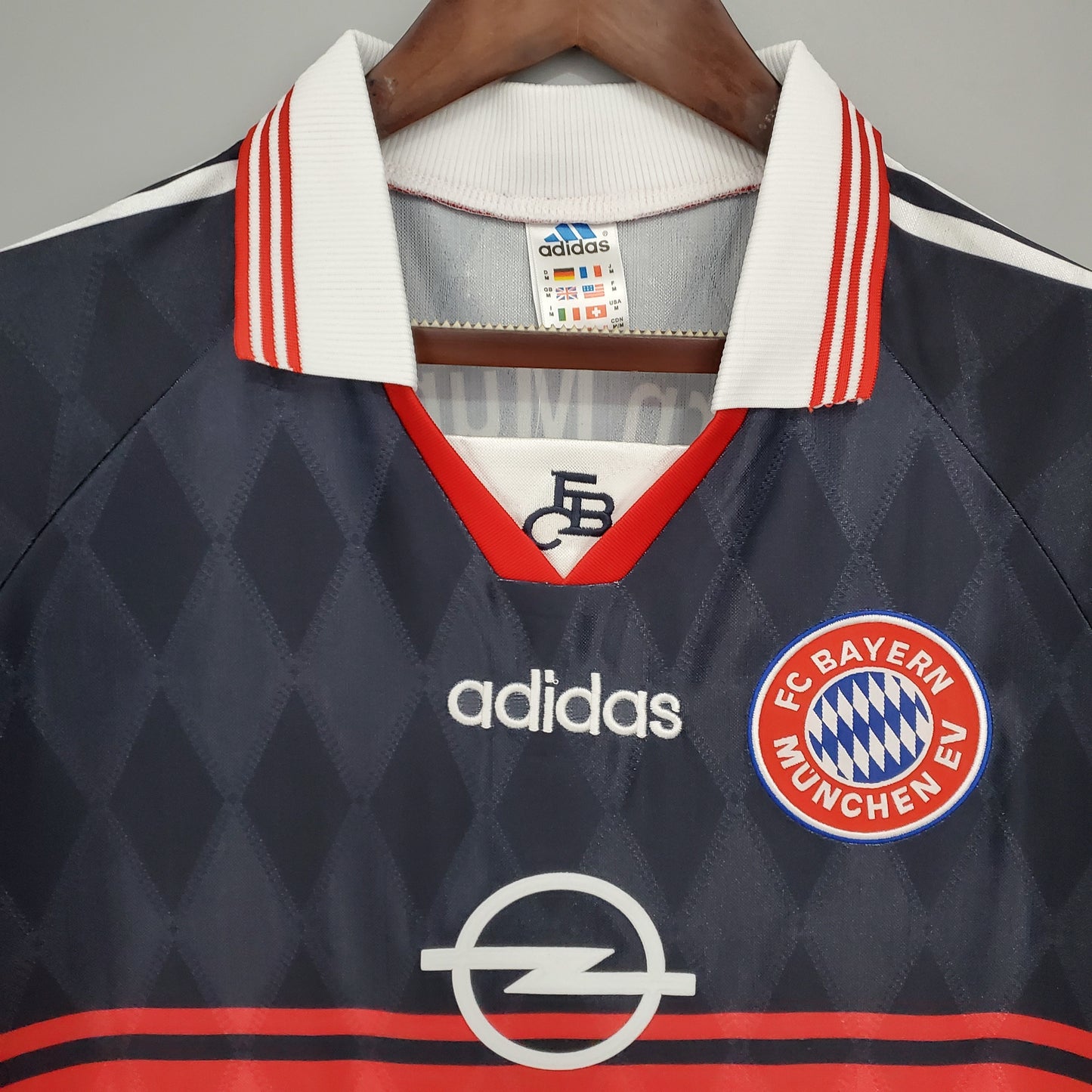 Bayern Munich Away 1997/99 “Opel” – adidas