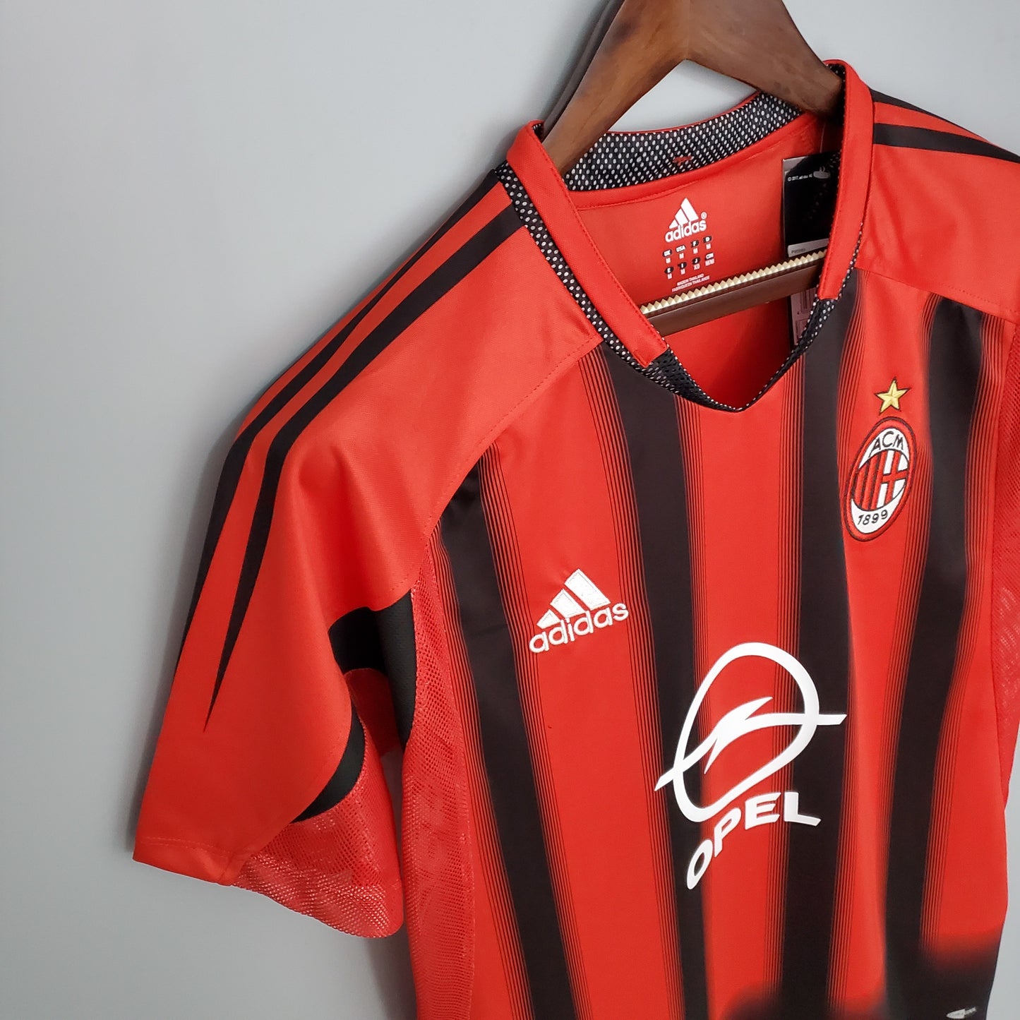 AC Milan Home “Opel Fade” – adidas (principios 2000)