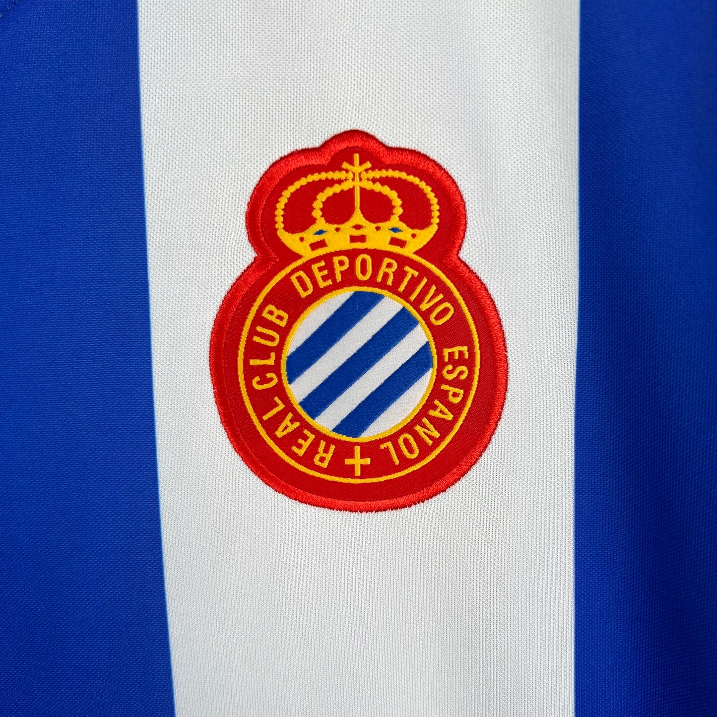 RCD Espanyol “Massana” 1996–98 — Camiseta home blanquiazul (cuello polo)