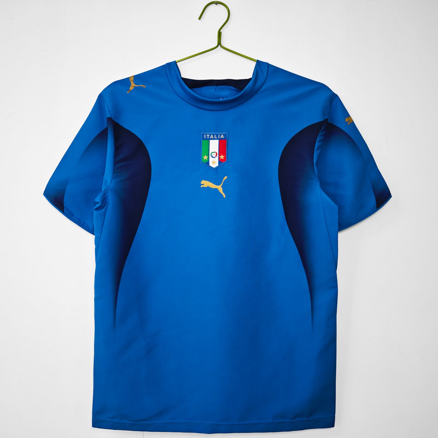 Camiseta Italia Puma Local 2003–2004 (Euro 2004) – Azzurra con logos dorados