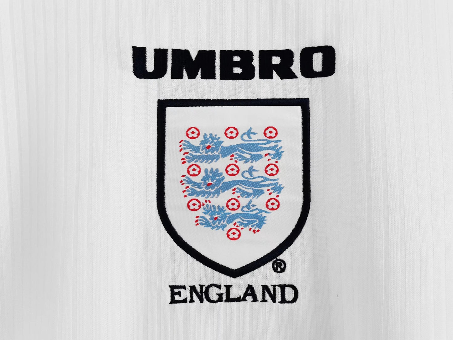 Camiseta Inglaterra 1999–00 Training Blanca – Umbro (Era Euro 2000, Beckham & Shearer