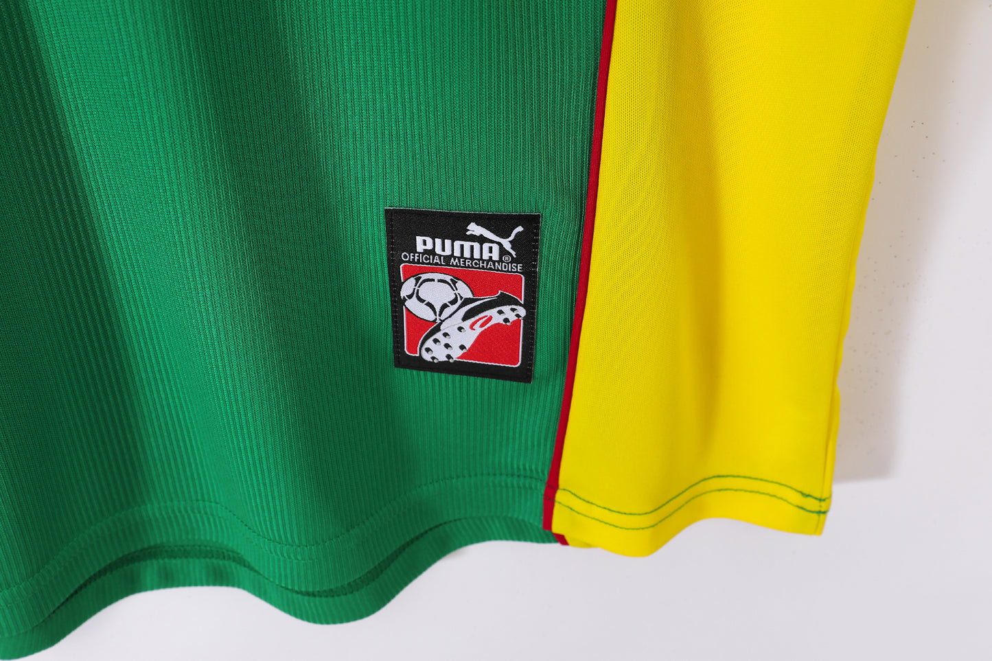 Camiseta Camerún Puma Local 2002–2004 – Verde/Amarillo – Leones Indomables