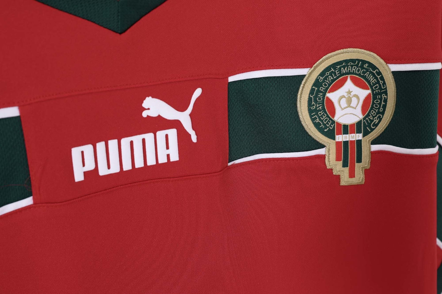 Camiseta Marruecos Puma Local 2004–2006 – Roja con banda verde (Leones del Atlas)