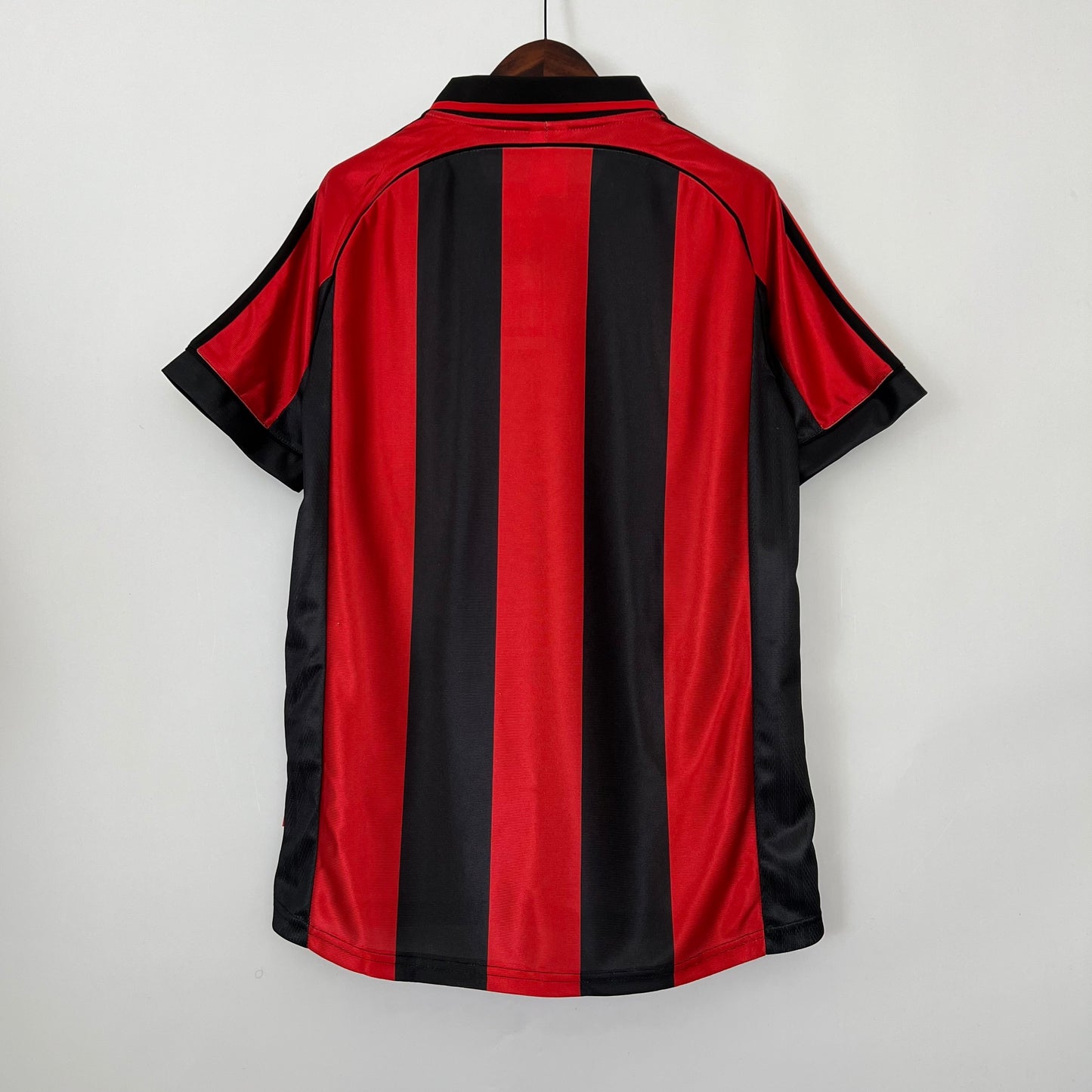 AC Milan 2000–02 Home “OPEL” — adidas rossonero