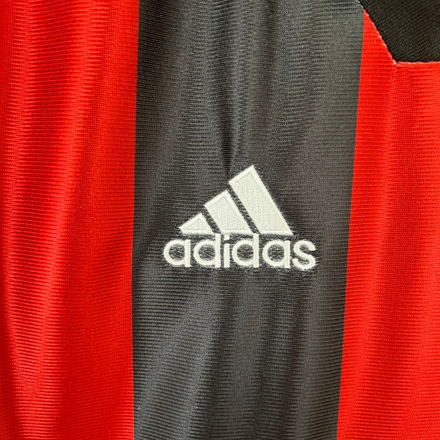 AC Milan 2000–02 Home “OPEL” — adidas rossonero