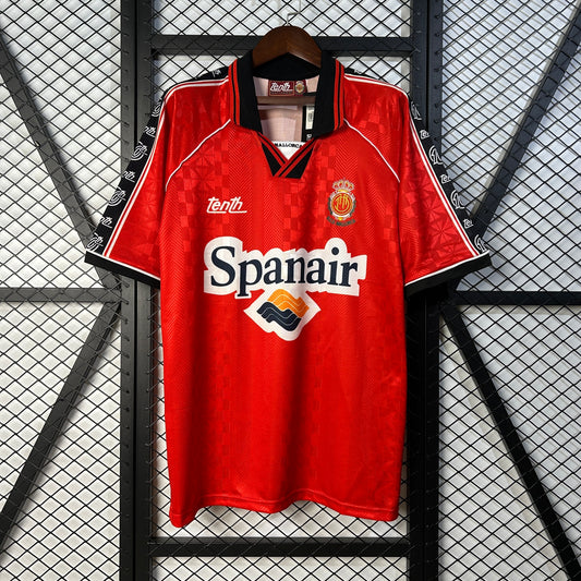 RCD Mallorca “Spanair” 1996–98 — Camiseta home Tenth roja (cinta en mangas)