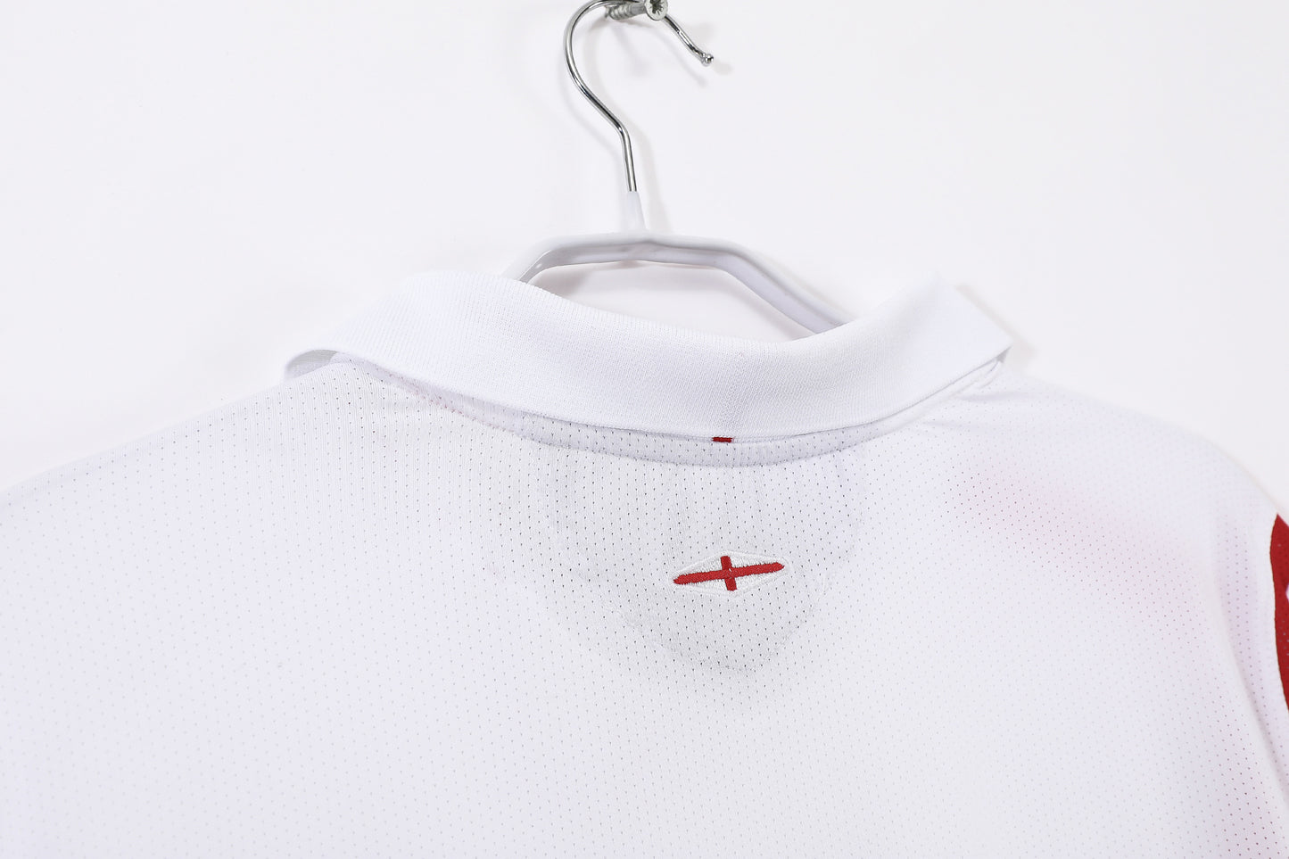 Camiseta Inglaterra Umbro Local 2006–2008 – Blanca con cruz roja (Mundial 2006)